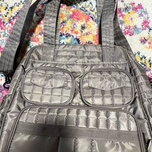 Grey Lug Puddle Jumper overnight bag